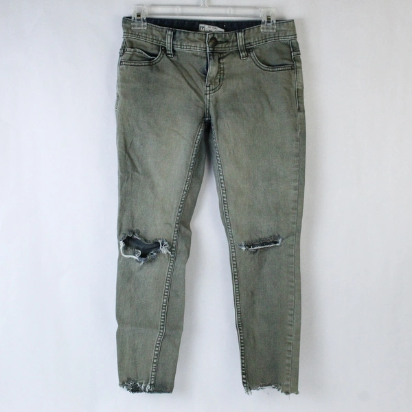 Free People Women's Distressed Skinny Jeans W 25 Grayish Brown Raw Hem