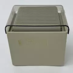 Vintage Fellows 3.5 Inch Plastic Floppy Disk Step Cube 95550 Beige