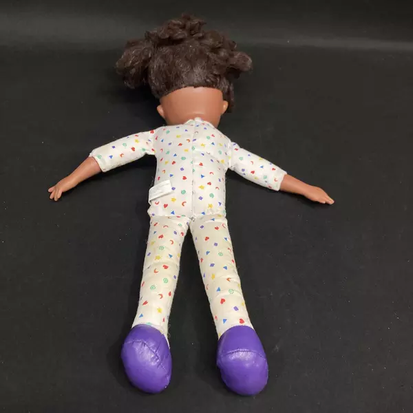 1987 Avon Color Snaps Courtney African American Plush And Plastic Doll 14 Inch