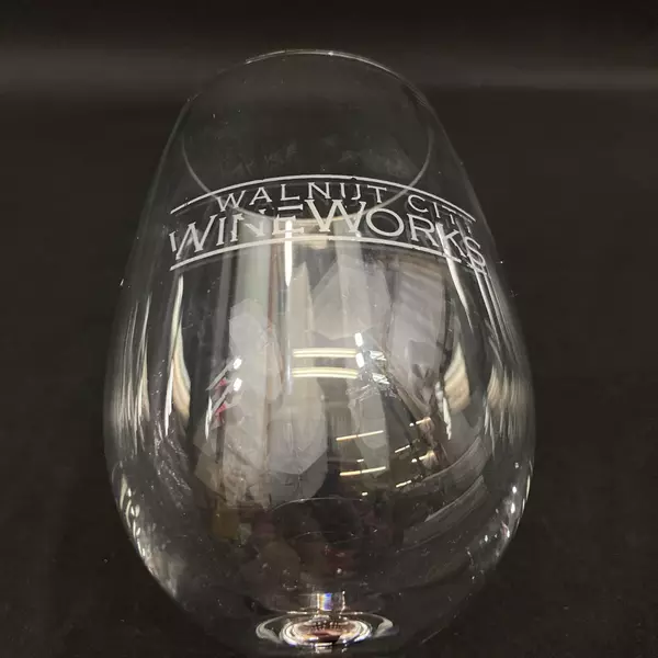 Set of 3 Walnut City Wine Works McMinnville Oregon Wine Glasses