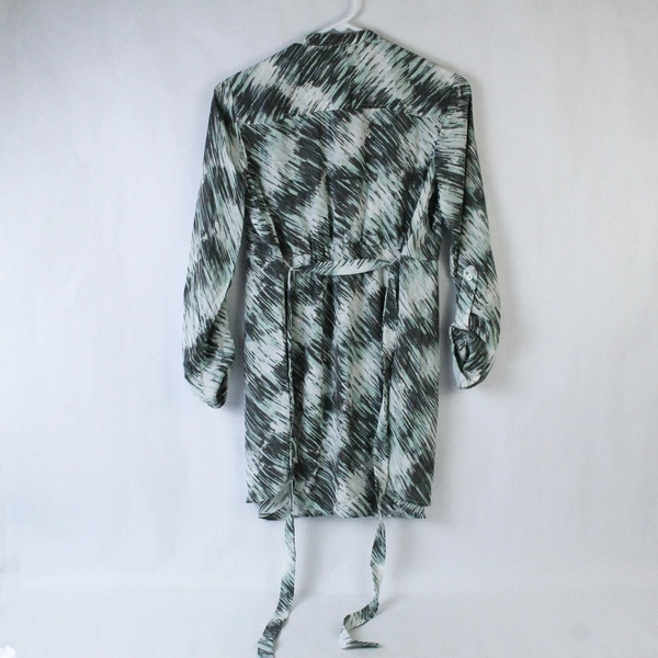 Liz Lange Maternity Chiffon Top XS Green Button Front Roll Tab Pre-Owned