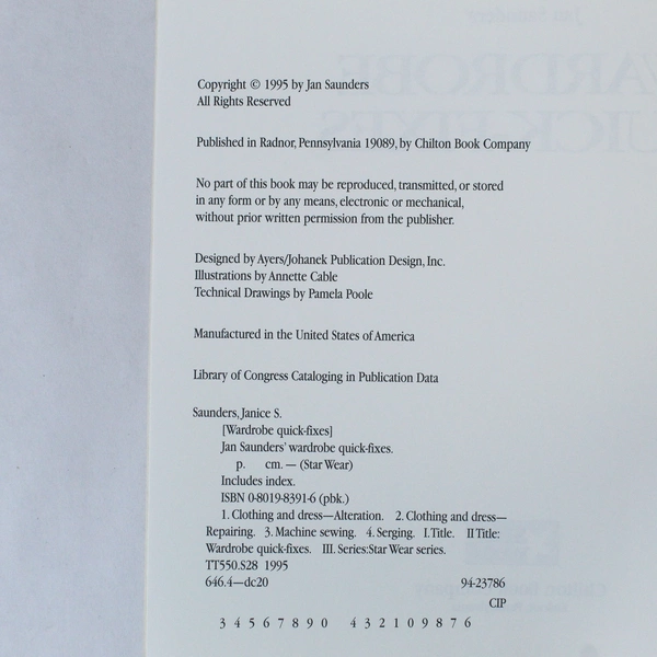 Jan Saunders' Wardrobe Quick-Fixes 1995 Chilton Paperback - Pre-Owned