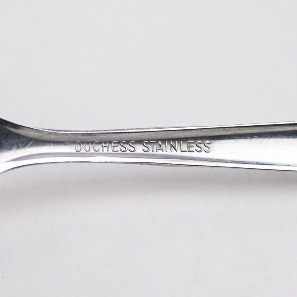 Lot Of 4 Oneida Silver Duchess: 2 Soup Spoon, 1 Gravy Ladle, 1 Pie Server