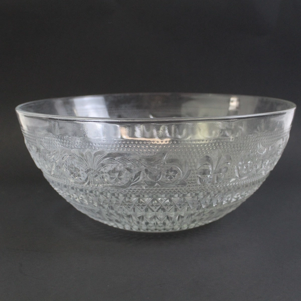 KIG Malaysia Fleur De Lis Clear Glass Serving Bowl 10"