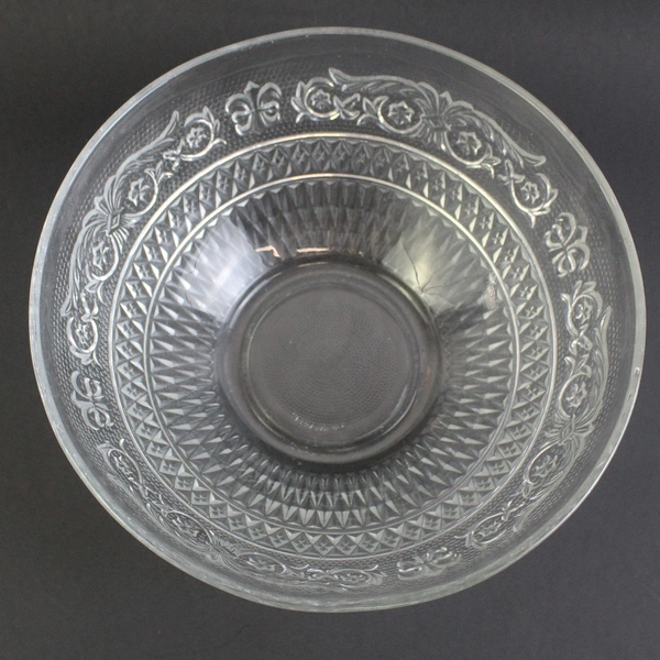 KIG Malaysia Fleur De Lis Clear Glass Serving Bowl 10"