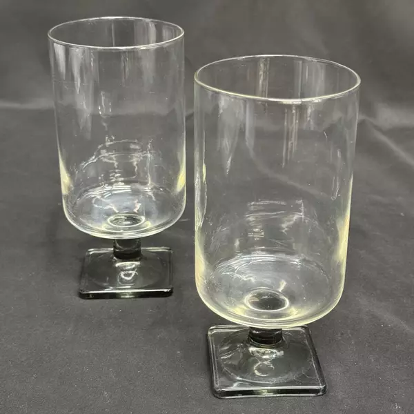 2 Vintage Federal Glass Nordic Midnight Smoky Square Base Iced Tea Glasses