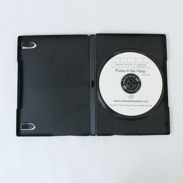 Sealed With A Stitch Purse in the Hoop CD SWAS-T03 2004 - Pre-Owned