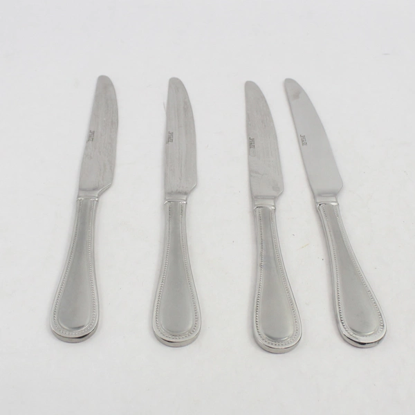 Set of 4 Towle Boston Bead Frost Stainless Steel Butter Knives 9.5"