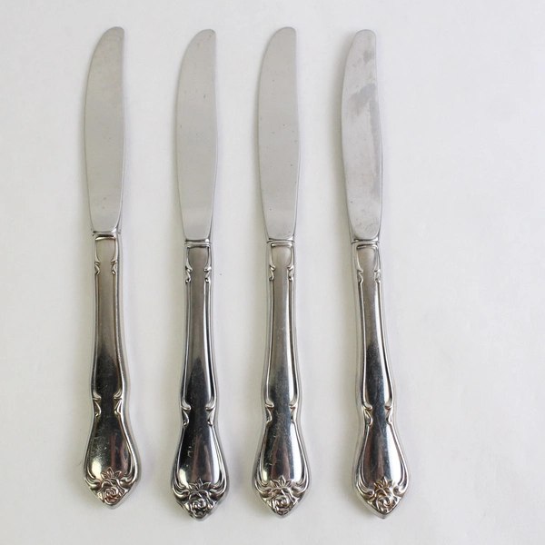 Set of 4 Oneida Arbor Rose-True Rose Stainless Steel Hollow Dinner Knives