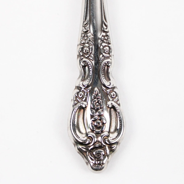 Set of 6 Oneida Renoir-Pembrooke Stainless Steel Hollow Dinner Knives