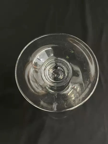 Cheers Boston Beacon Hill Blizzard Footed Beer Glass