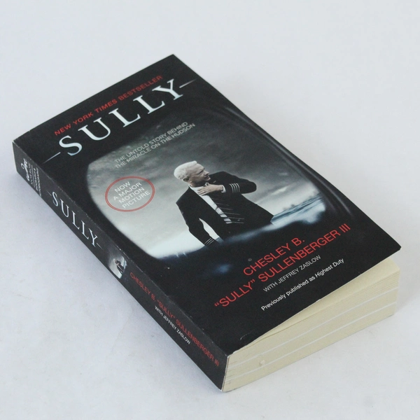 Sully by Chesley B. Sullenberger III 2016 Autobiography Paperback - Pre-Owned