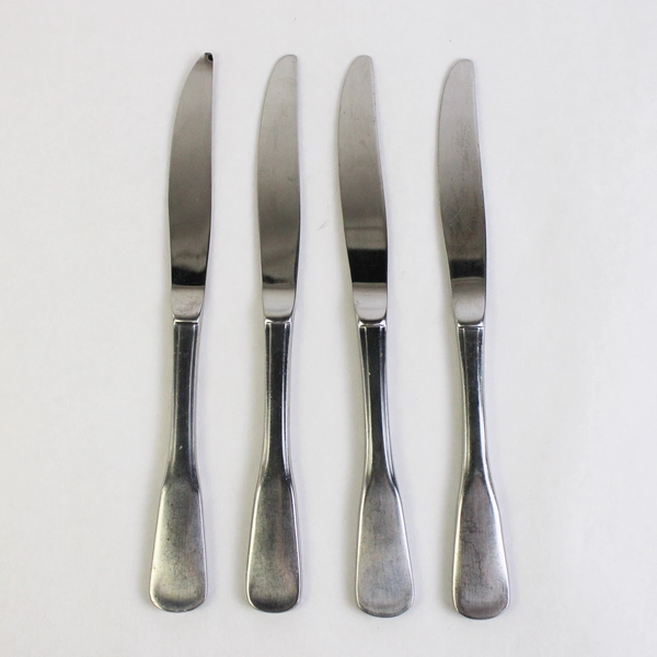Set of 4 Oneida Colonial Boston Stainless Steel Hollow Dinner Knives