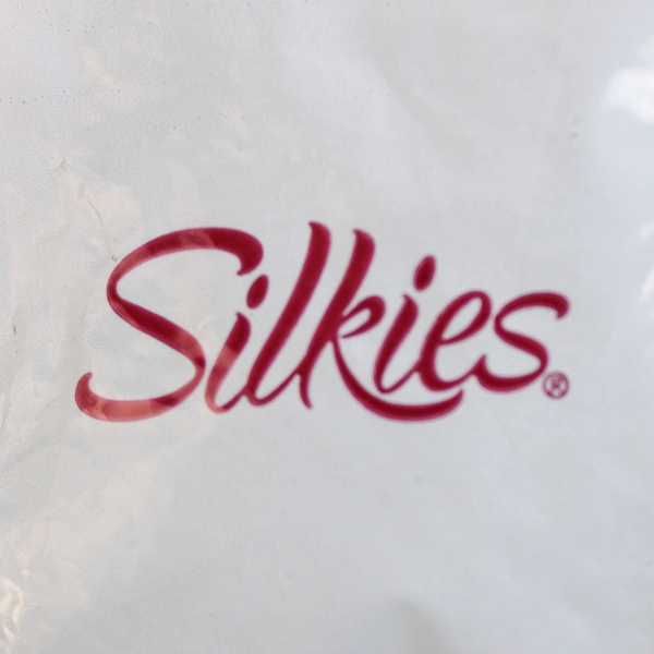 Lot of 2 Sealed Silkies Regular Size Kee-Hi's in Dark Navy and Jet Black