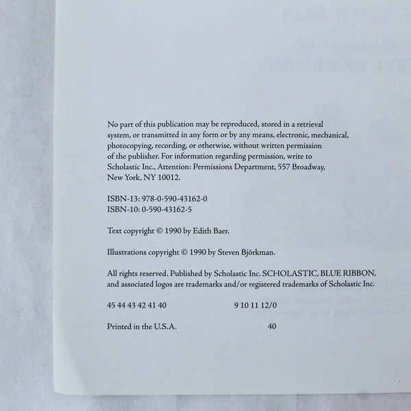 This Is the Way We Go to School by Edith Baer 1992 Paperback Good