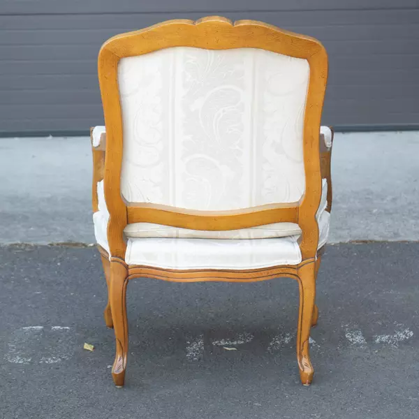 Vintage Lane The Hickory Tavern Collection Louis XV Style Arm Chair