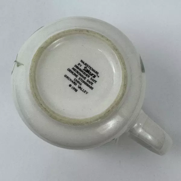 Three 1995 Sakura Sue Zipkin Orchard Valley Majesticware Stoneware Cups Saucers