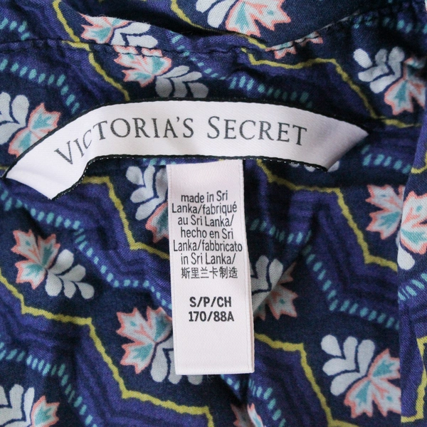 Victoria's Secret Long Sleeve Pajama Top Small Purple Floral Print Sleepwear