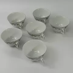 Set of 6 Fine China Of Japan Footed Coffee Cups Leaf And Berry Vintage Pattern