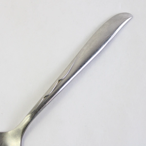 Lot of 6 Oneida Teaspoons Duchess Stainless Steel 6 1/8"