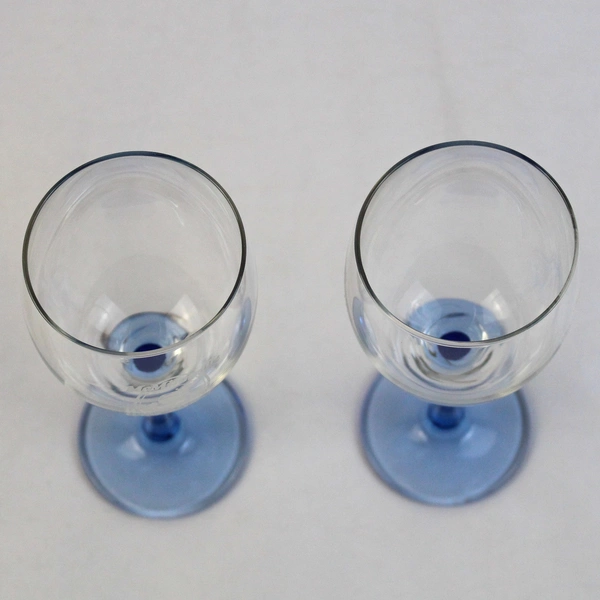 2 Blue Stemmed Crystal Wine Glasses McMinnville Oregon Wine And Food Classic