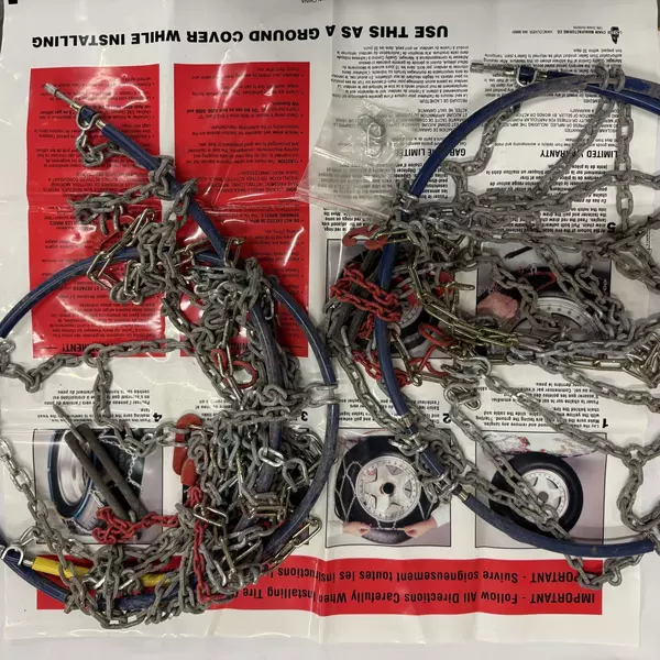 Les Schwab Quick Fit Diamond Pattern Tire Snow Chains, Stock # 1530-s