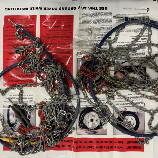 Les Schwab Quick Fit Diamond Pattern Tire Snow Chains, Stock # 1530-s