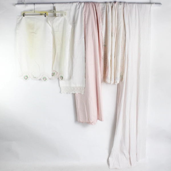 6 Piece Lot of Pink and White Flawed Table and Bed Linens DIY Craft Fabric