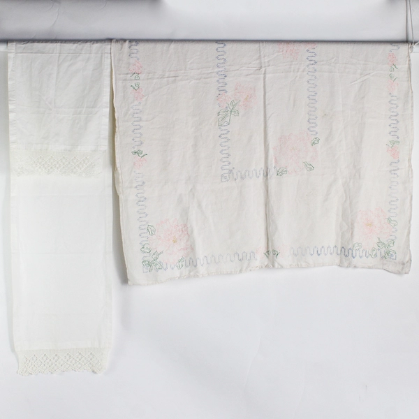 6 Piece Lot of Pink and White Flawed Table and Bed Linens DIY Craft Fabric