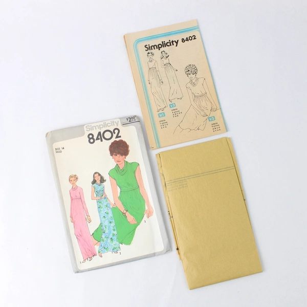 Simplicity Pattern 8402 Misses Dress in Two Lengths Size 14 Vtg 1977 Cut
