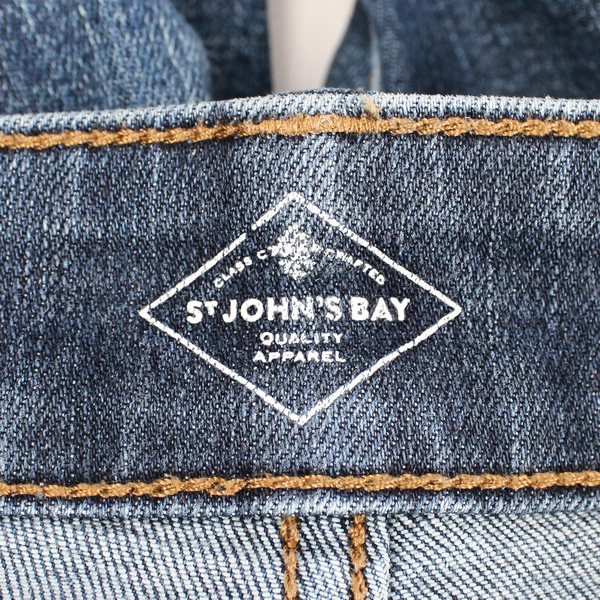 St John's Bay Medium Wash Straight-Leg Denim Jeans Women's Size 4P