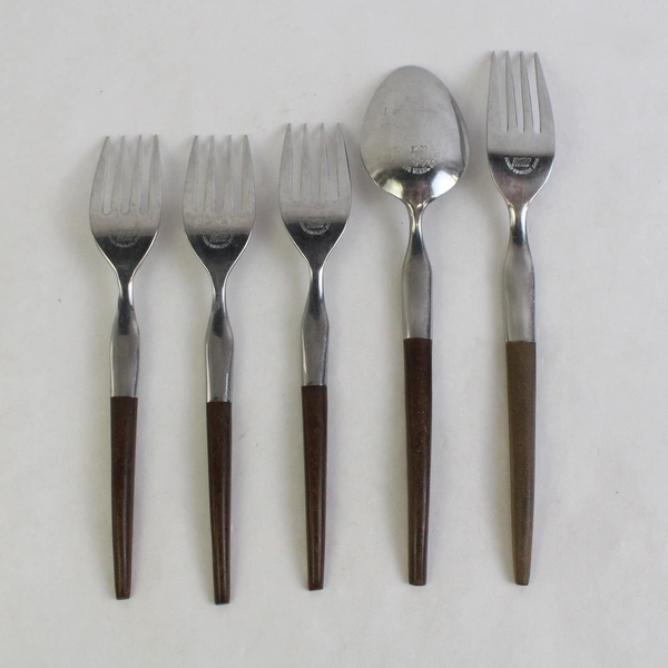 Lot Of 5 Ekco Silver Flatware 4 EKS14 Forks & 1 La Joya Soup Spoon