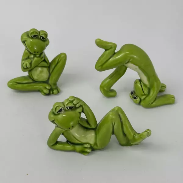 3 Piece Norcrest Japan Ceramic Frog Figurine Set Tumbling Thinking Hugging