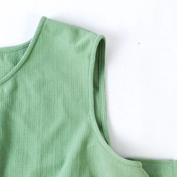 The Tog Shop Petites Green Sleeveless Blouse Top Size PL Polyester Blend