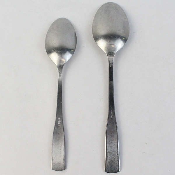 2 PC Set Oneida Persuasion Stainless Teaspoon and Soup Spoon