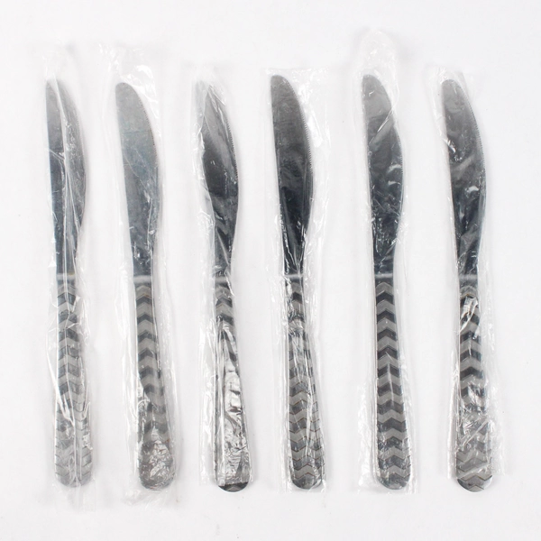 Lot of 6 Cambridge Dinner Knives, Berkshire Sand Stainless Steel 9"