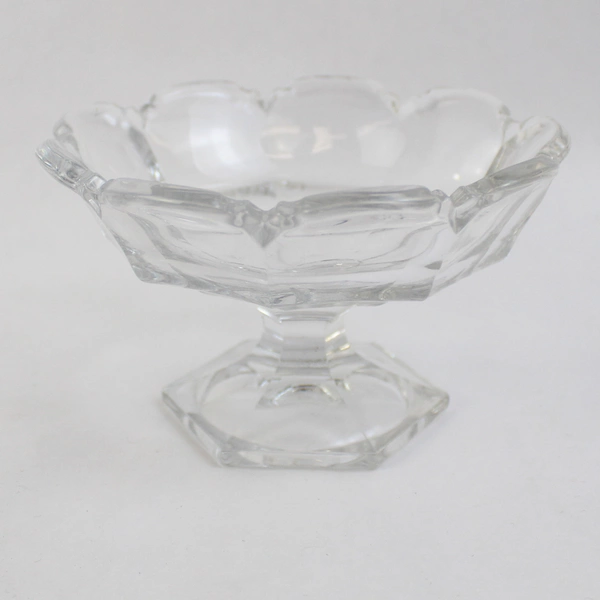 Vintage Glass Scalloped Rim Paneled Ice Cream Fruit Bowl w/ Hexagon Pedestal