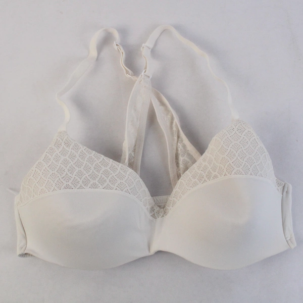 Maidenform Lacy White Nylon Wireless Bra Women's Size Small Flawed