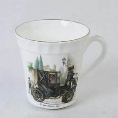 Fine Bone China Staffordshire Mug Gilded Gold Rim Handle Graphic
