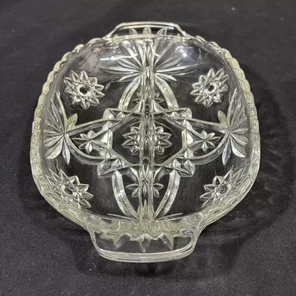 Vtg Anchor Hocking Prescut Stars Fans Clear Glass 2 Part Divided Relish Dish