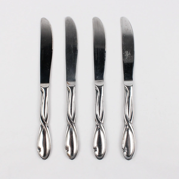 Set of 4 Farberware Trieste Stainless Steel Dinner Knives