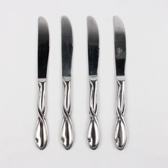 Set of 4 Farberware Trieste Stainless Steel Dinner Knives