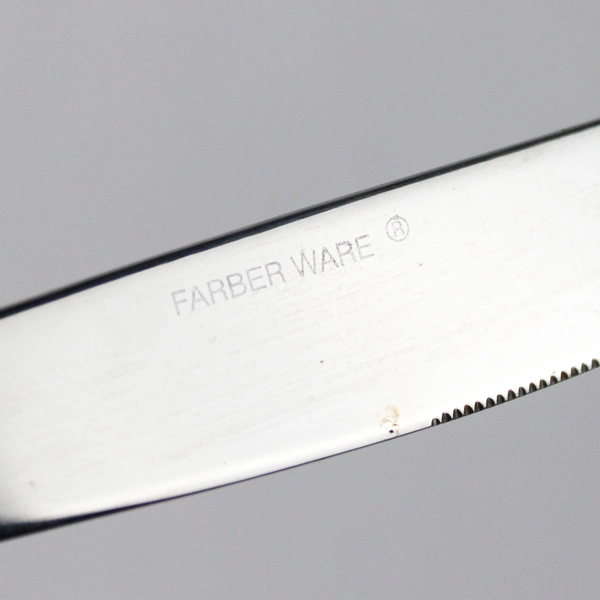 Set of 4 Farberware Trieste Stainless Steel Dinner Knives