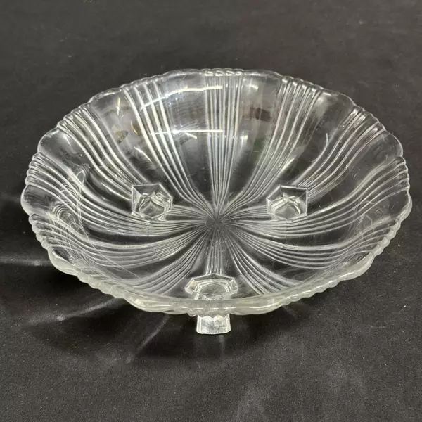Vintage Fostoria Sunray 3 Footed Bon Bon Dish 7 Inch