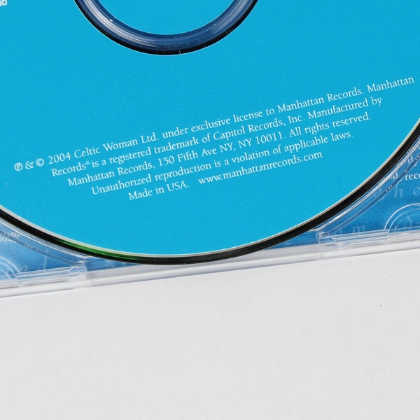 Celtic Woman 2004 Audio CD Manhattan Records Irish Celtic Folk Music