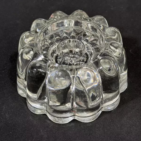 Set of 2 Princess House 3-Way Ribbed Scalloped Candle Holders #438