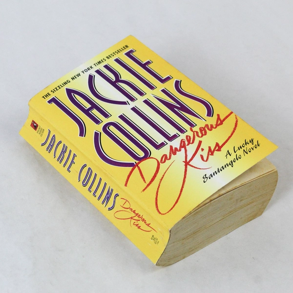 Jackie Collins Dangerous Kiss 2000 Pocket Books Paperback Novel - Good Condition