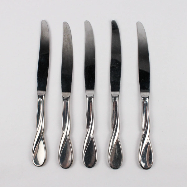 Lot of 5 Oneida Aquarius Stainless Steel Dinner Hollow Knives Glossy 