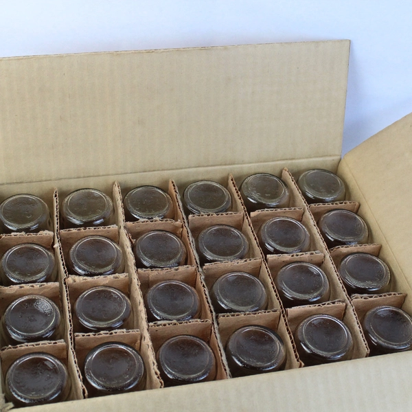 Vintage Box Of 25 WW II Huberd's Shoe Grease Jars With Lids in Original Box