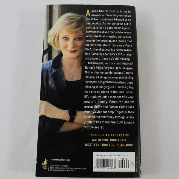 Labyrinth by Catherine Coulter 2020 FBI Thriller Paperback - Pre-Owned